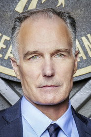 Actor Patrick St. Esprit din serialul S.W.A.T. (2017)