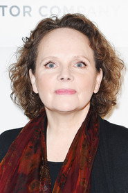 Actor Maryann Plunkett din filmul O zi minunată în cartier (2019)