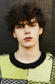 Actor Flynn Allen din filmul Robert (2015)