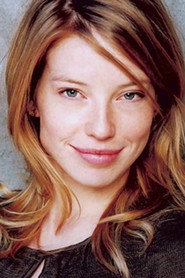 Actor Joanna Douglas din serialul Anne cu „E” la sfârşit (2017)