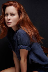 Actor Leanne Lapp din filmul Grave Encounters 2 (2012)