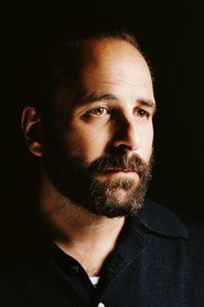 Actor Vincent Macaigne din filmul Culorile timpului (2025)