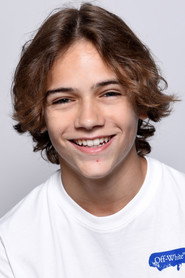 Actor Gavin Warren din filmul Ape blestemate (2024)