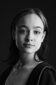 Actor Frida Argento din filmul Young Royals Forever (2024)