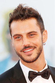 Actor Andrea Montovoli din serialul Motorvalley (2026)