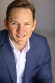 Actor Jason Dowies din filmul Adam Întâiul (2024)