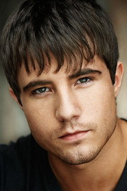 Actor Brad Worch II din filmul Hex: Saltul blestemat (2022)