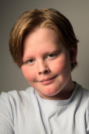 Actor Bruno Edgington-Gibson din filmul Robin and the Hoods (2024)