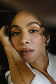 Actor Aurora Perrineau din filmul Băieții lui Abraham (2025)