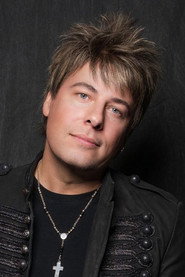 Actor Paul Sidoti din filmul Taylor Swift | The Eras Tour | The Final Show (2025)