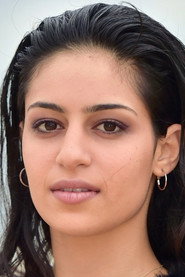 Actor Sofia Lesaffre din filmul Infested (2023)