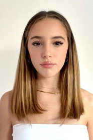 Actor Linda Zampaglione din filmul The Well (2023)