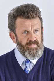 Actor Adrian Titieni din filmul Meda sau partea nu prea fericită a lucrurilor (2017)