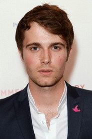 Actor Max Deacon din filmul În mijlocul furtunii (2014)