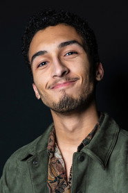 Actor Logan Weisberg din filmul Welcome Week: A College Horror Anthology (2024)