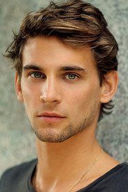 Actor Freddie Thorp din filmul Strictly Confidential (2024)