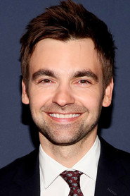 Actor Drew Tarver din filmul The American Society of Magical Negroes (2024)