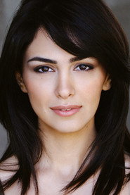 Actor Nazanin Boniadi din serialul O dimensiune paralelă (2017)