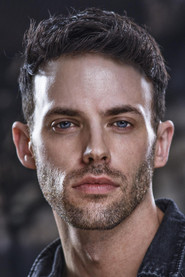 Actor Cameron Love din filmul In a Violent Nature (2024)