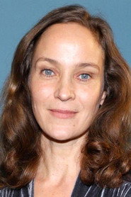 Actor Jeanette Hain din filmul Tânăra și marea (2024)