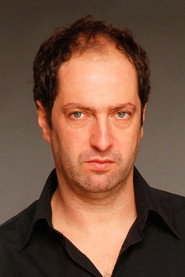 Actor Josean Bengoetxea din serialul Cristóbal Balenciaga (2024)