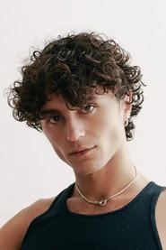 Actor Fernando Cattori din filmul Contigo en el futuro (2025)