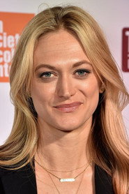 Actor Marin Ireland din filmul Eileen (2023)