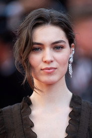 Actor Anamaria Vartolomei din filmul Imperiul (2024)