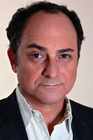 Actor Kevin Pollak din filmul Probleme de familie (2024)