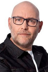 Actor Zvika Hadar din filmul Alergând pe nisip (2023)