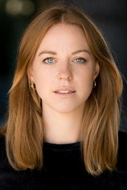 Ellie White profile