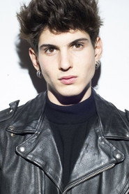 Actor Marc Soler din filmul La niña de la comunión (2023)