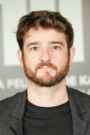 Actor Gorka Otxoa din serialul Masculi alfa (2022)