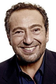 Actor Patrick Timsit din serialul Les Disparues de la gare (2025)