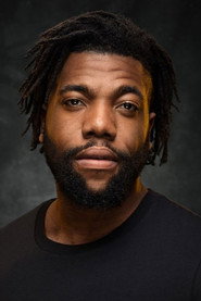 Actor Fehinti Balogun din serialul Un gentleman la Moscova (2024)