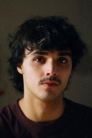 Actor Enzo Oliver din filmul Secretul aurarului (2025)