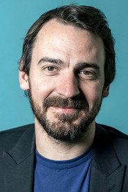 Actor Ewen Leslie din serialul The Luminaries (2020)