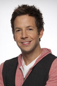 Actor Pierre Bouvier din filmul Simple Plan: The Kids in the Crowd (2025)