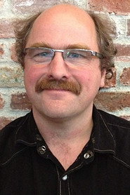 Actor Jeb Berrier din filmul New Life (2023)