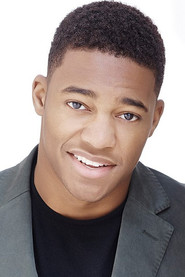 Actor Christopher Meyer din serialul Viețile sexuale ale studentelor (2021)