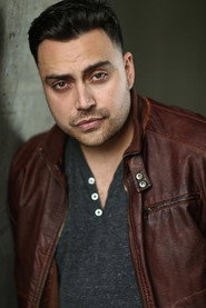 Actor Benjamin Joel Arcé din filmul Preluarea ostilă (2025)