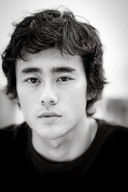 Actor Ren Watabe din serialul Monarch: Moștenirea Monștrilor (2023)