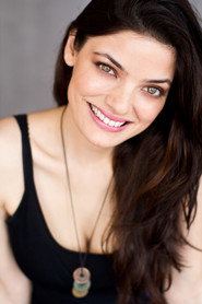 Actor Natasha Wilson din filmul Versiunea perfectă a iubirii (2023)