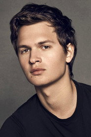 Actor Ansel Elgort din filmul Insurgent (2015)