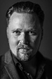 Actor Christopher Wagelin din serialul Skiftet (2025)