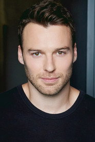 Actor Peter Mooney din filmul Levels (2024)
