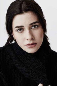 Actor Gözde Mutluer din filmul Rüzgara Bırak (2025)