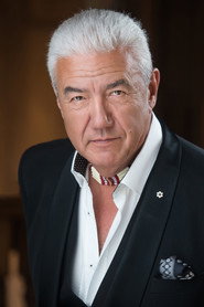 Actor Tom Jackson din serialul Sullivan's Crossing (2023)