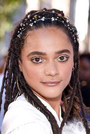 Actor Sasha Lane din filmul Hellboy (2019)