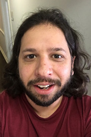 Actor Dave King din serialul Efecte secundare frecvente (2025)